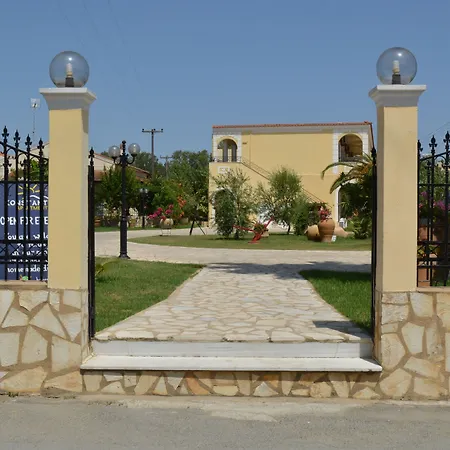 Konstantina Lägenhetshotell Kávos