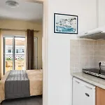 Konstantina Apart Otel 4*