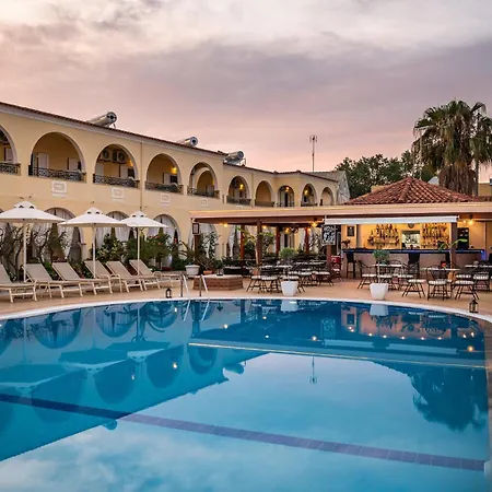 Konstantina Aparthotel 3*