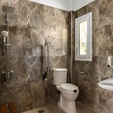 Konstantina Aparthotel 3*