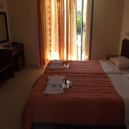 Konstantina Aparthotel Kavos